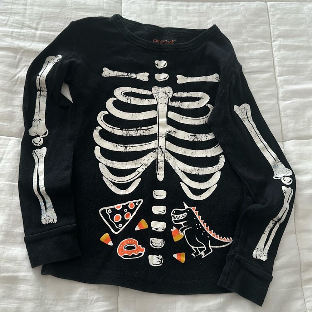 Size 8 skeleton shirt for Halloween.